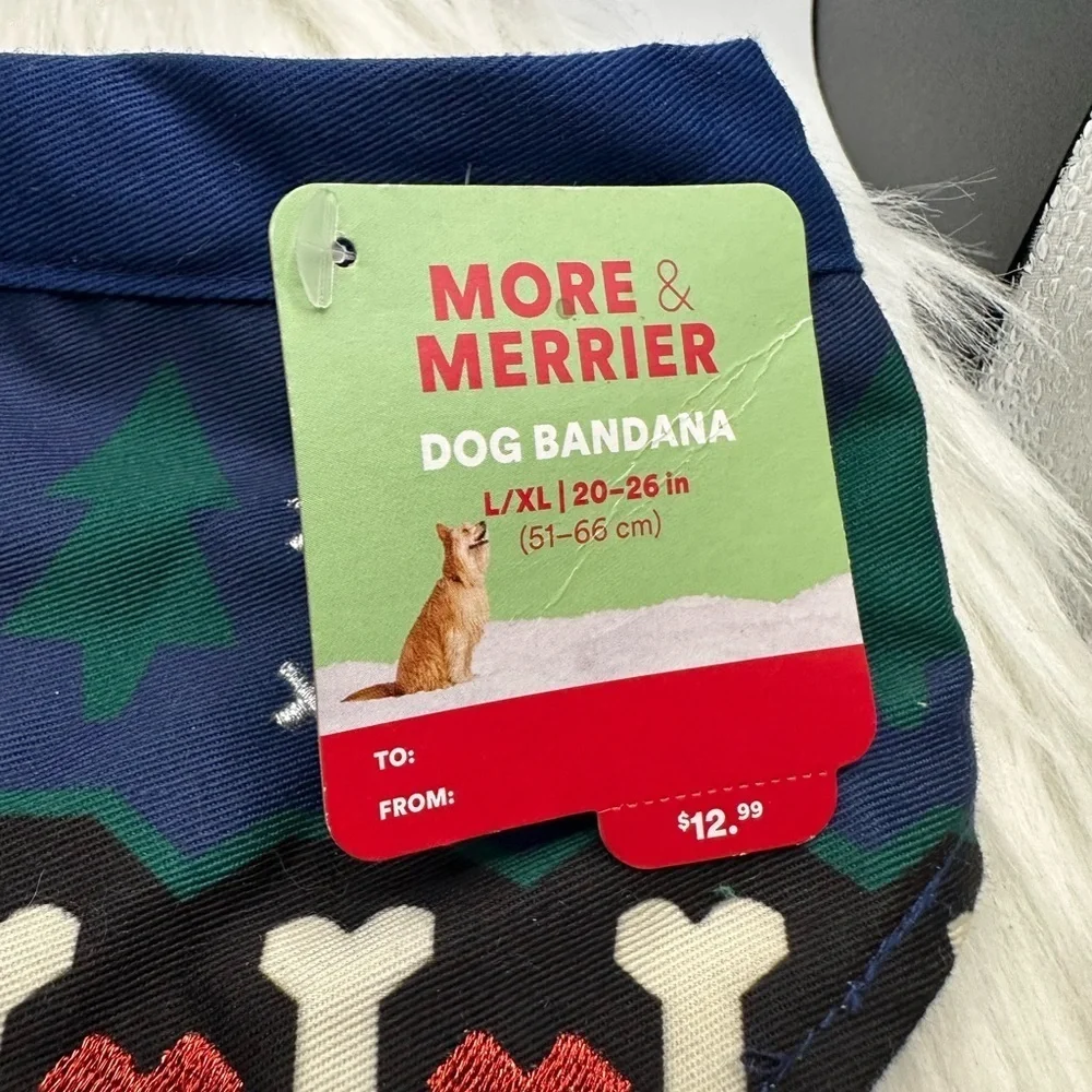 🩷5/$10 Festive Dog Bandana with Trees and Bones